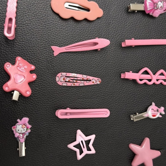 Hair clips - Picture 3 of 3